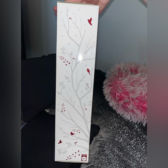 2015 Holiday Collector Barbie ❤️ in box !! ✨ - Picture 11 of 11